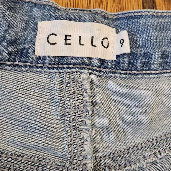 CELLO Women’s Cargo Jeans – Size 9 – 100% Cotton – Light Wash - Picture 3 of 11